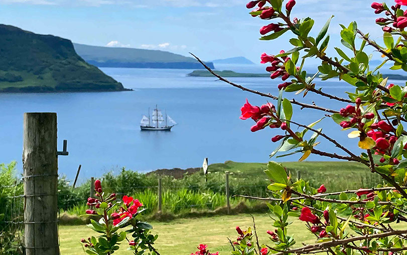 Enjoy stunning sea views of Waternish and Loch Bay from Auld Orwell Cottage